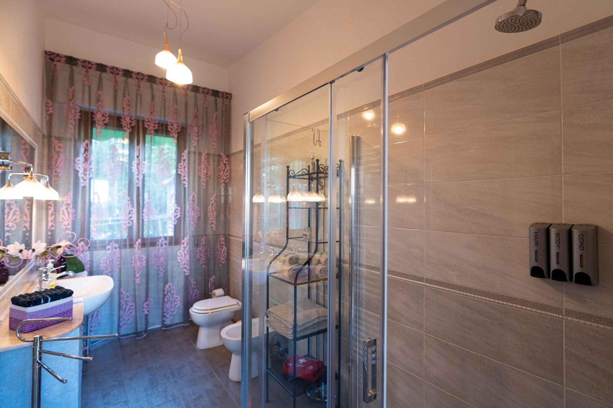 Sunny Courtyard Apartment Piombino Luaran gambar
